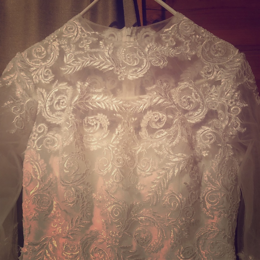Wedding gown